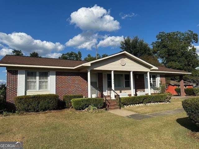 1806 Manning Dr — photo