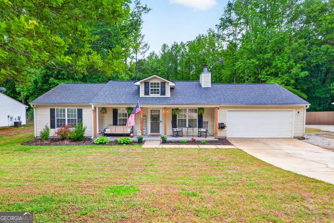 775 Slayton Dr — photo