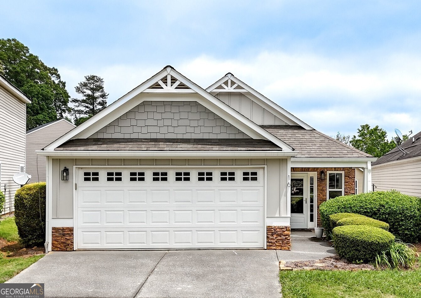 16 Lila Way — photo