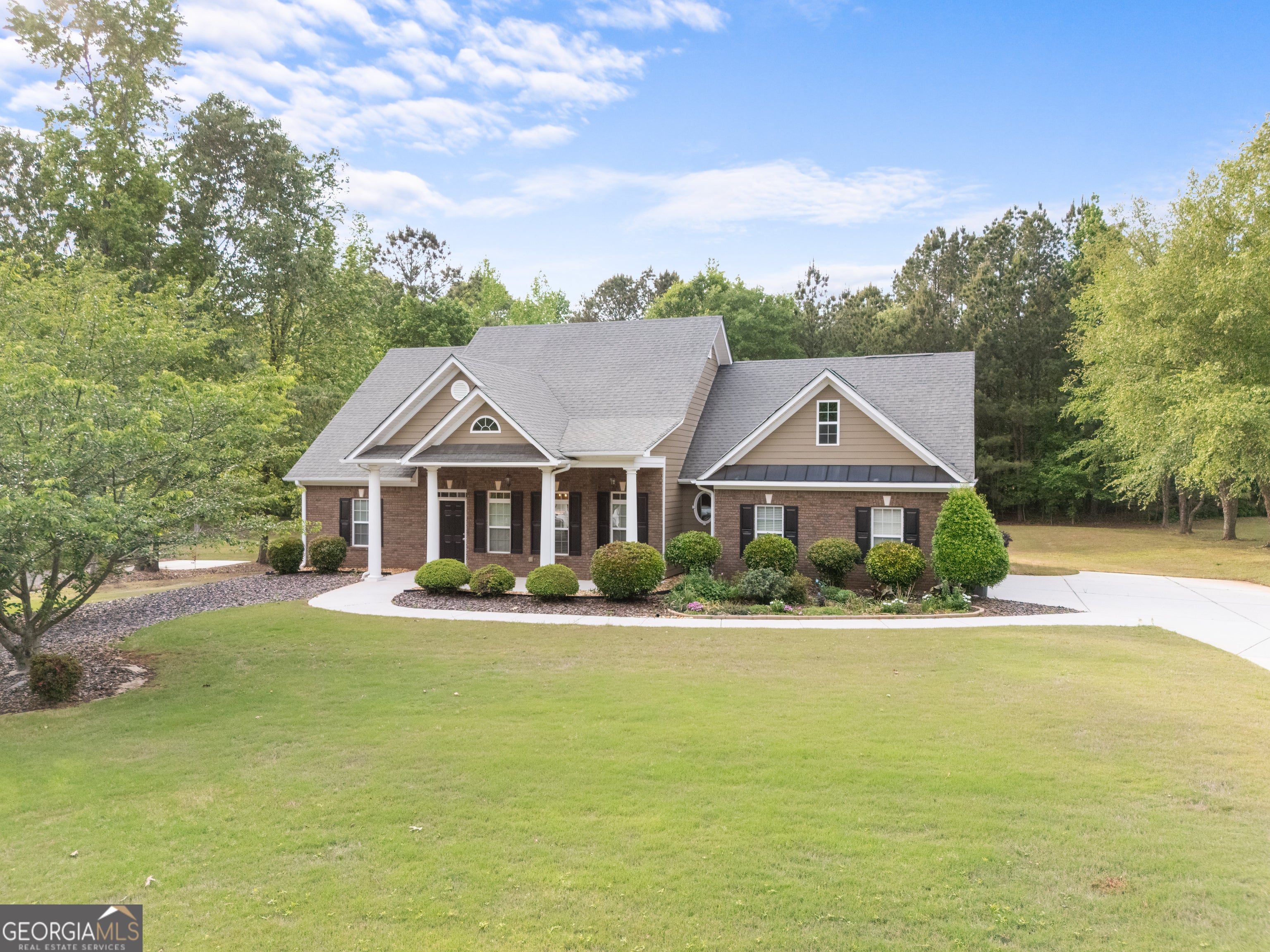 115 Rose Creek Dr — photo