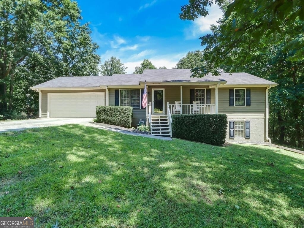 5361 Hog Mountain Rd — photo
