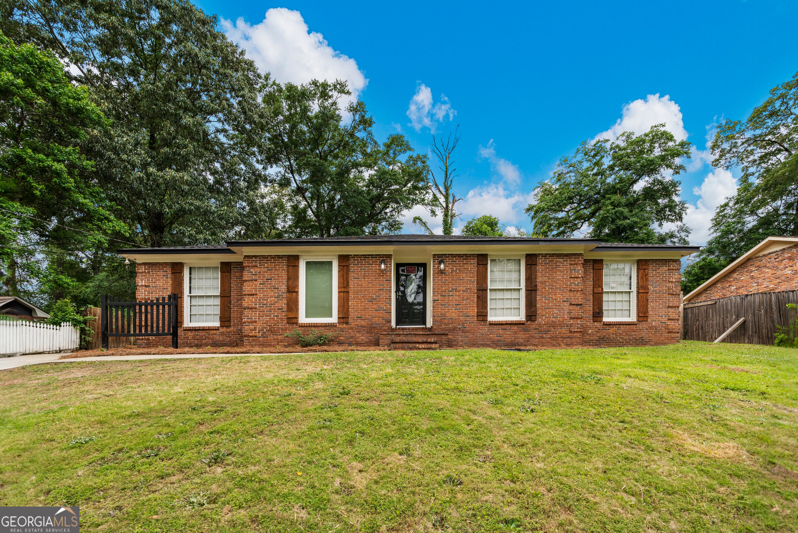 6143 Brooklet Dr — photo