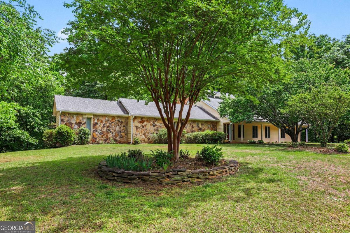 9270 Riverclub Pkwy — photo