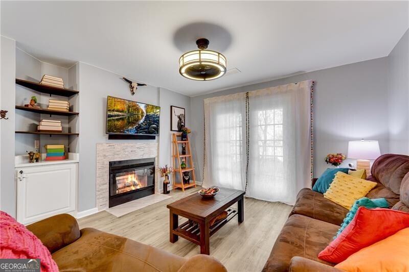 3655 Habersham Rd NE B148 — photo
