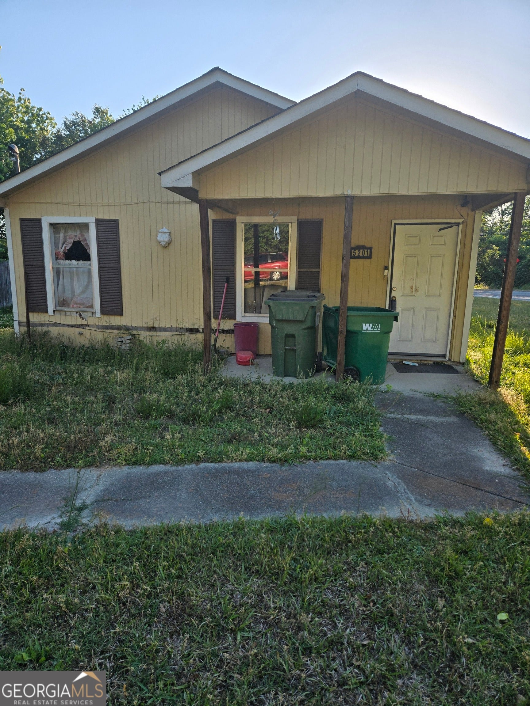 5201 Albert Dr — photo