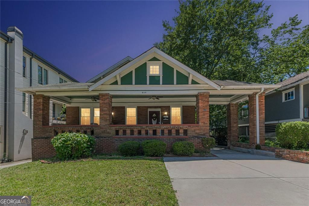 537 Winton Ter NE — photo