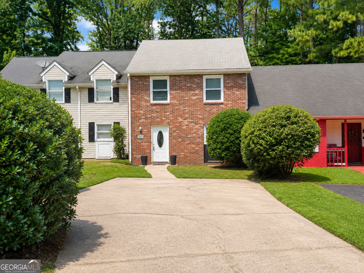 397 Patrick Henry Ct — photo