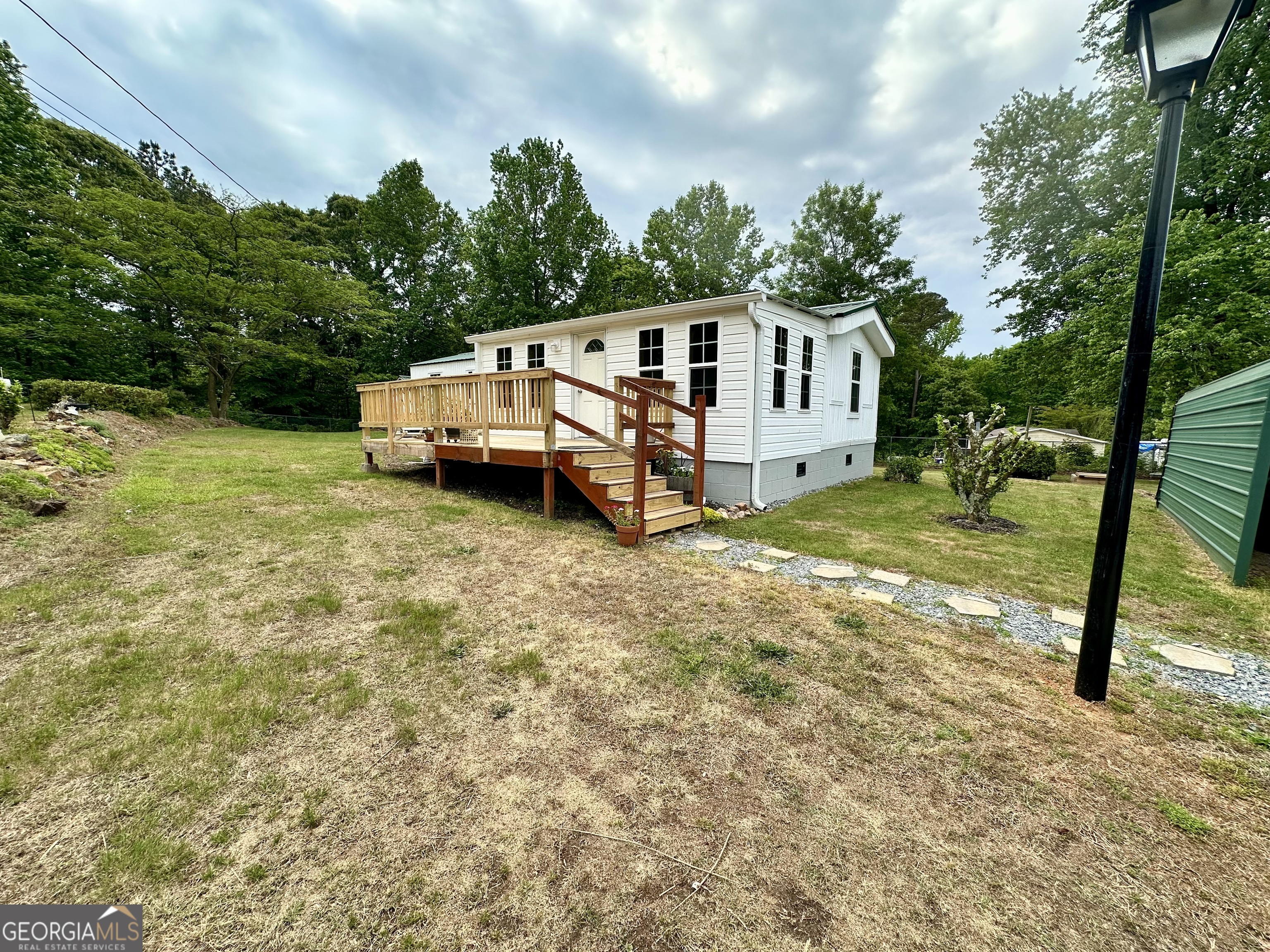 7315 Wits End Dr — photo