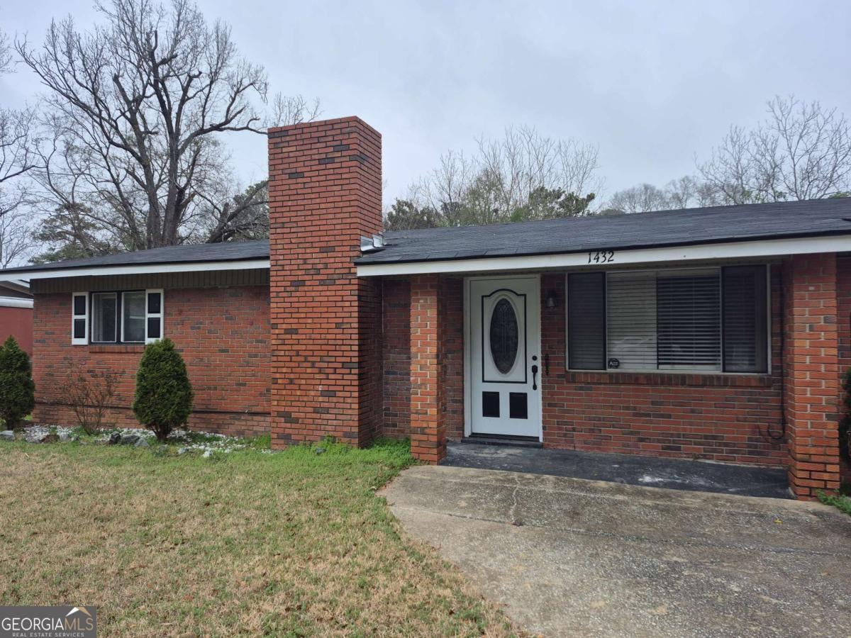 1432 Hagan Dr — photo