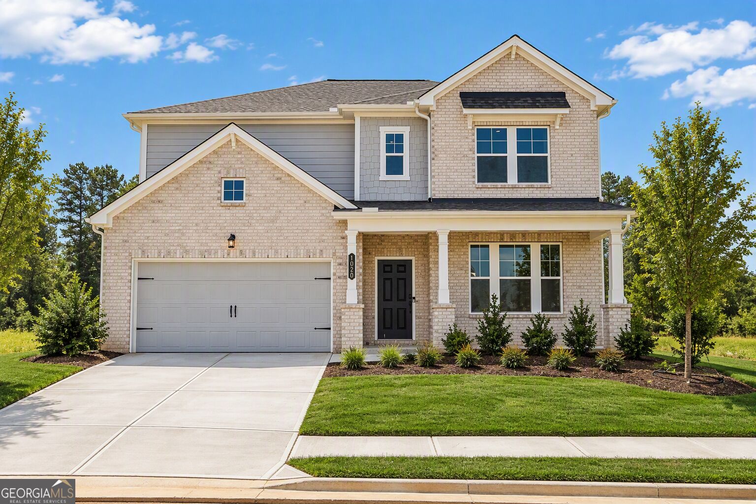 1020 Nichols Farm Cir — photo