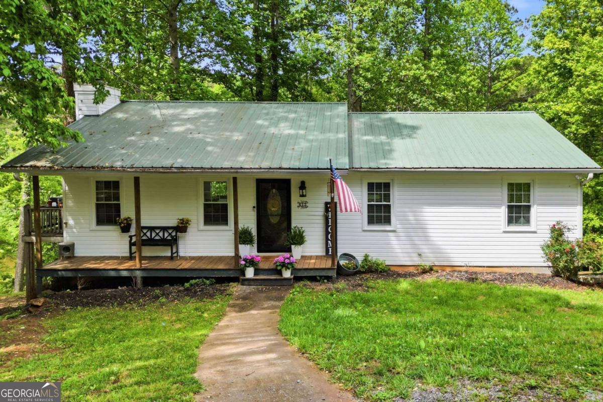 612 Beaver Ridge Rd — photo