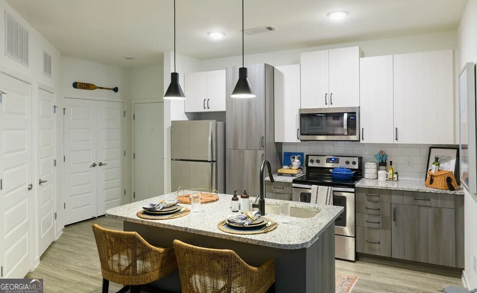 6255 Riverview Rd SE 2109 — photo