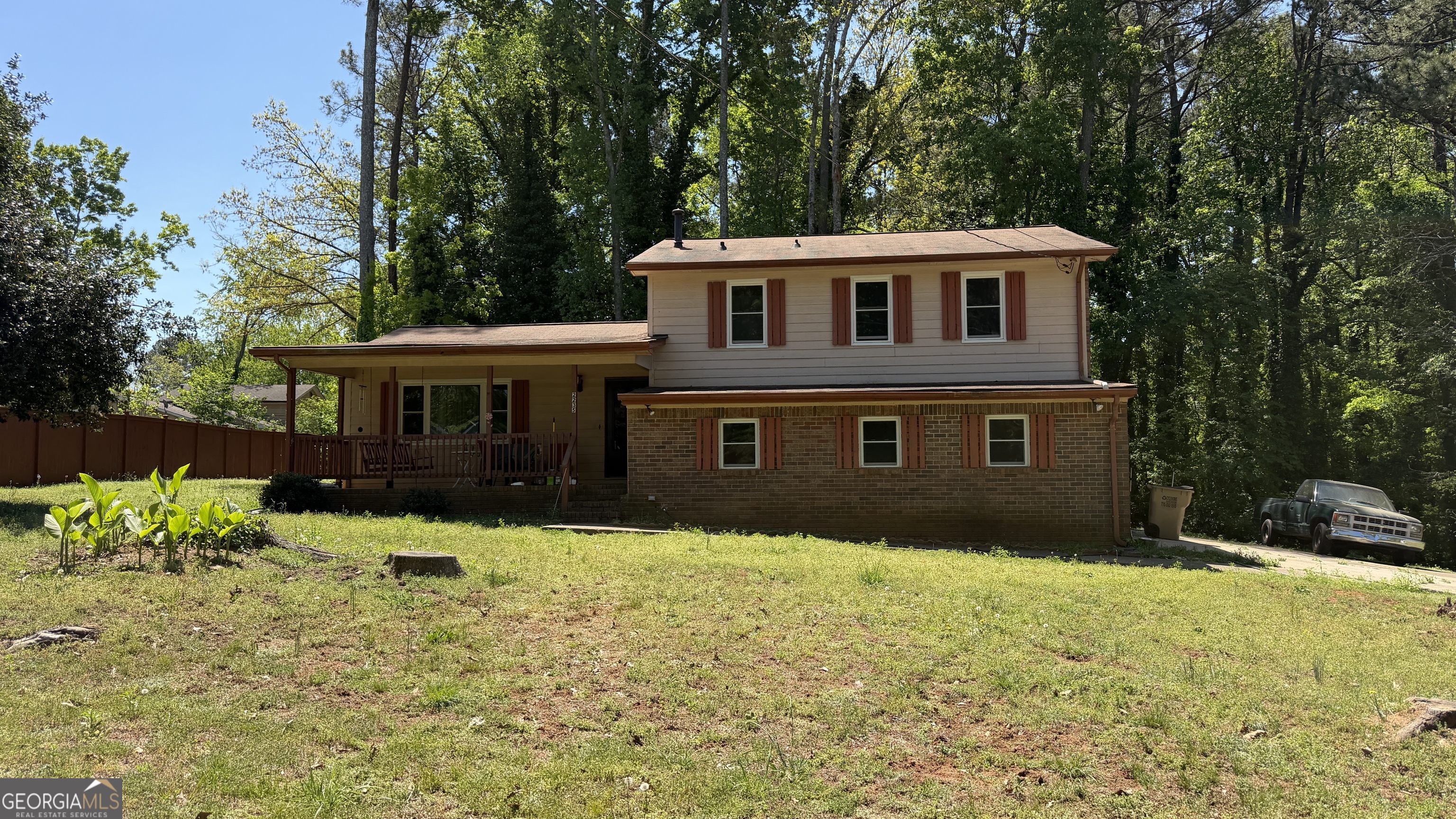 2235 Bristol Ct — photo