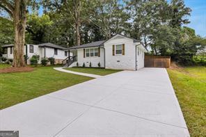 2219 Sharon Way, Decatur, GA 30032 — photo 2