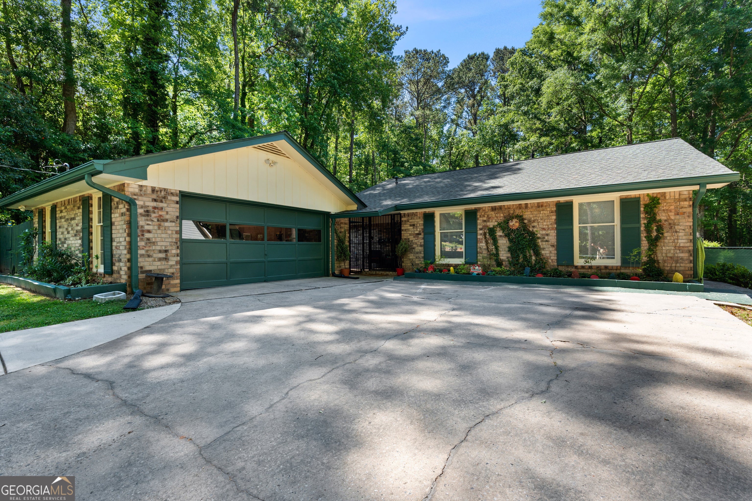 230 Ridge Road, Tyrone GA 30290