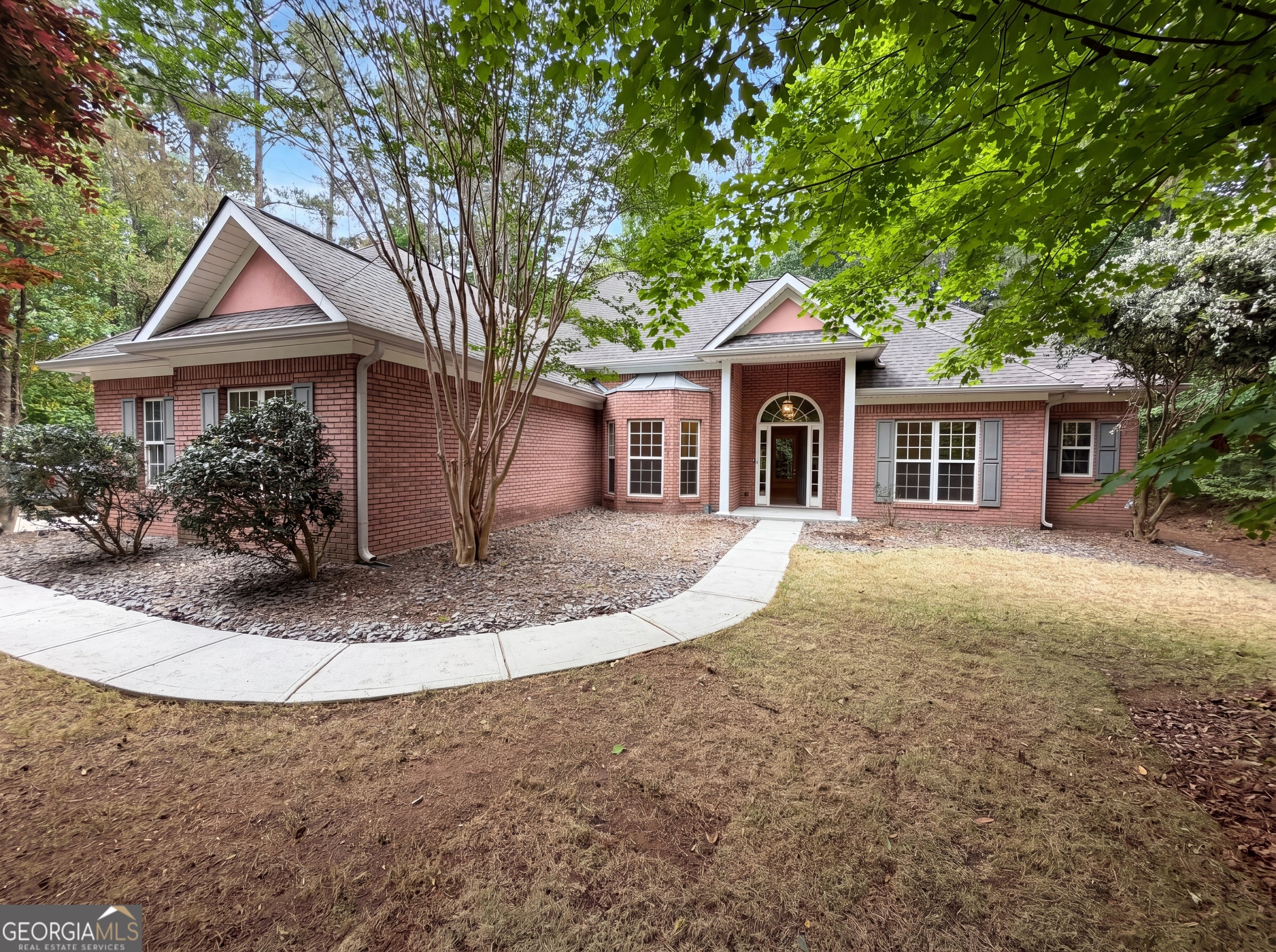 125 Farr Lake Dr — photo