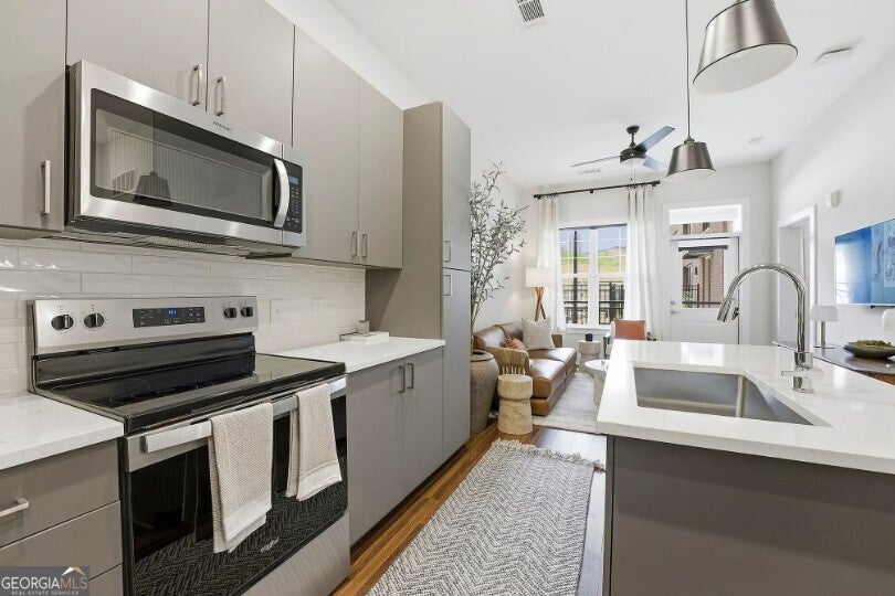 1400 Lake Hearn Dr 2207 — photo
