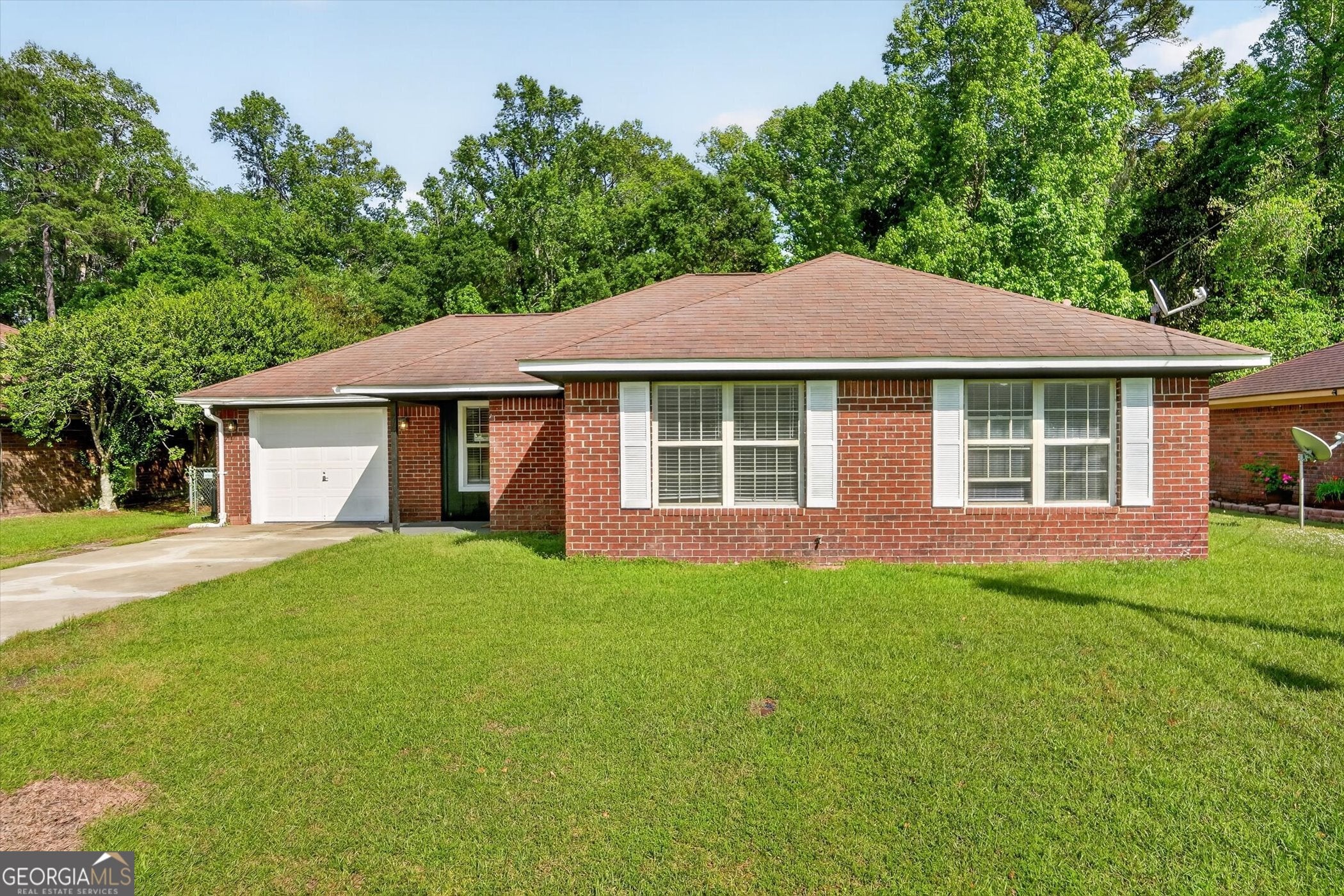 815 Sagewood Dr — photo