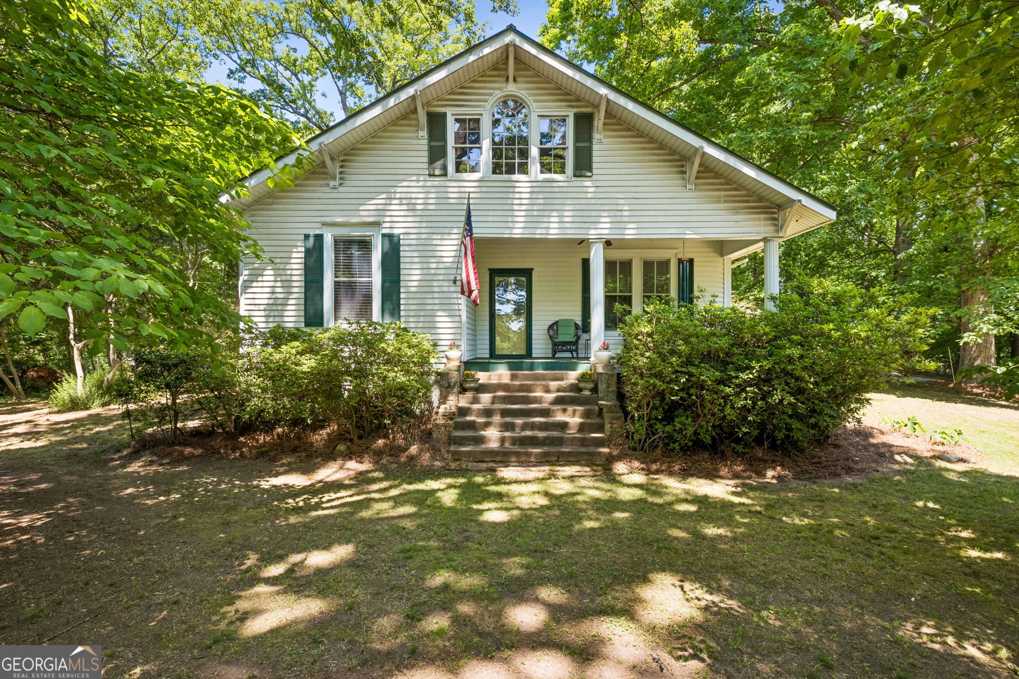 329 Gilbert Rd — photo