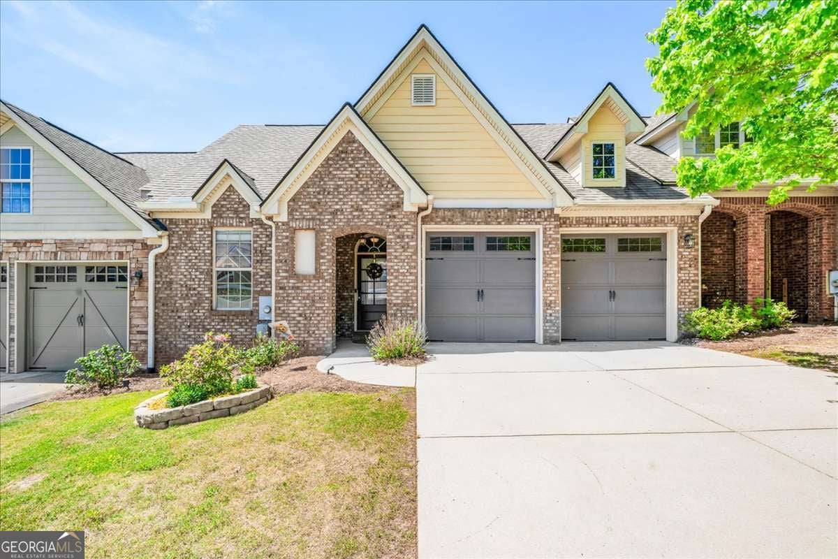114 Stoneybrook Dr — photo