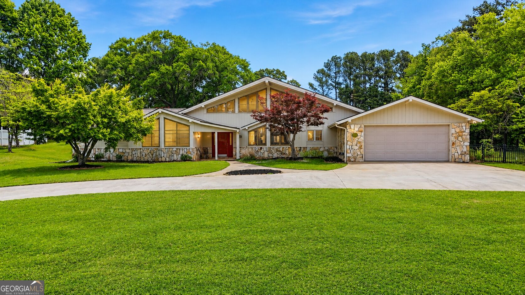 31 Addington Ct — photo