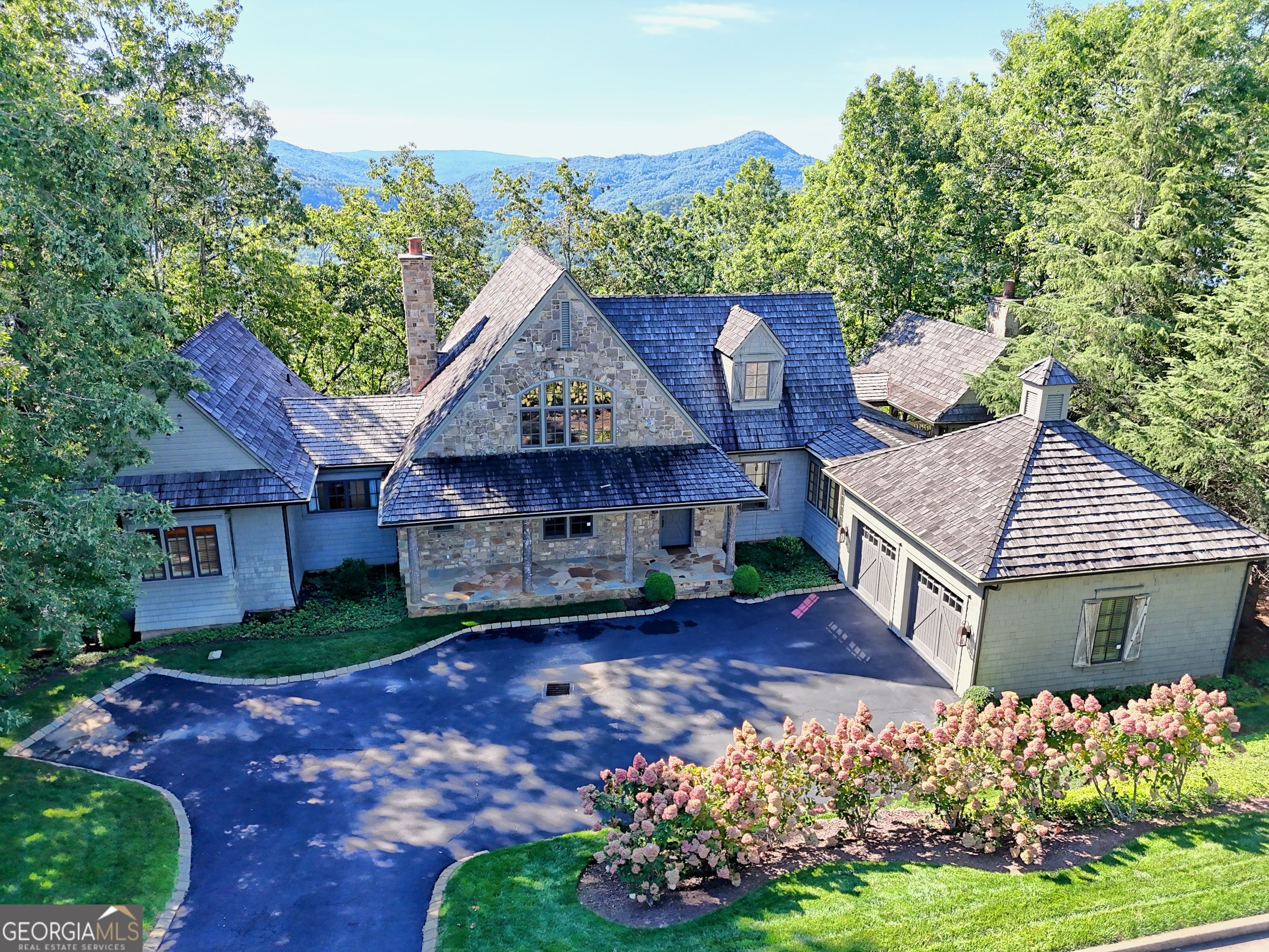 215 Grey Fox Trl — photo