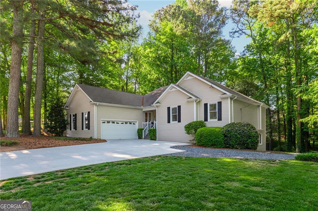 6011 Crabapple Way — photo