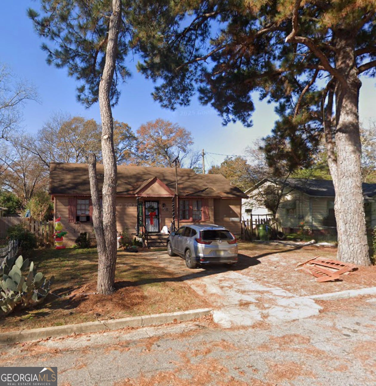 527 Fulton Ave — photo