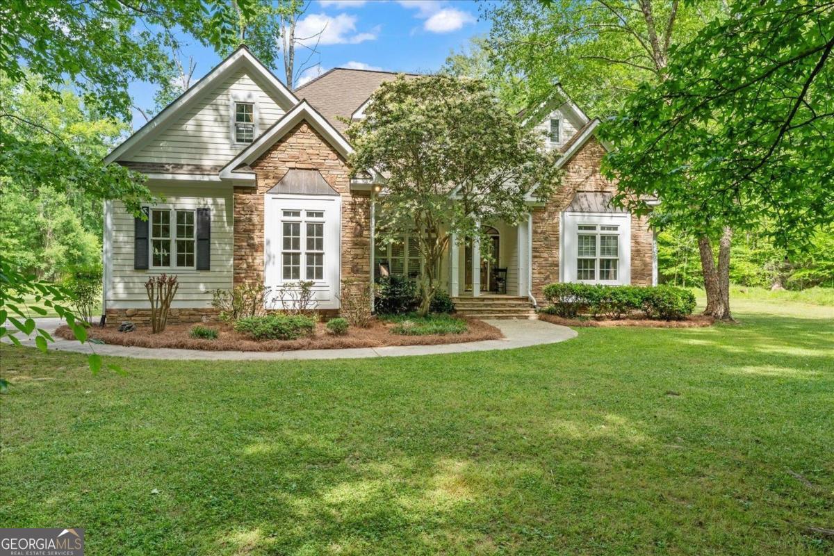 1731 Indian Woods Dr — photo