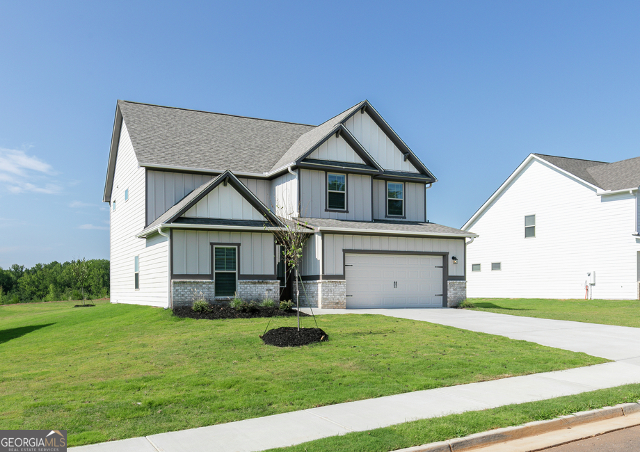 568 Cantrell Dr — photo