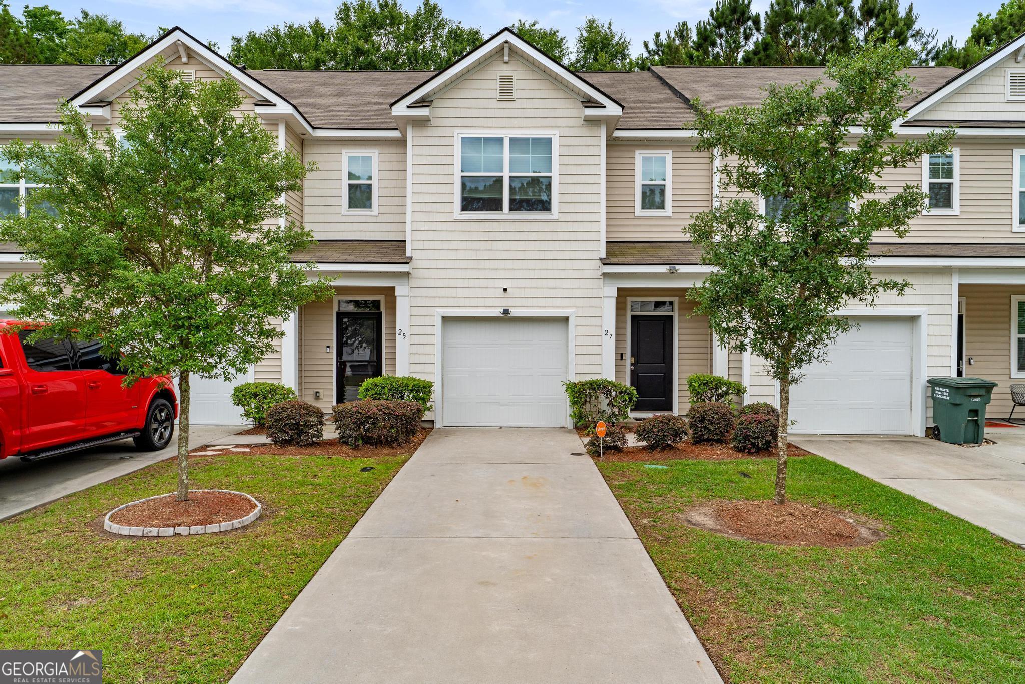 27 Villas Of Garrard Dr — photo