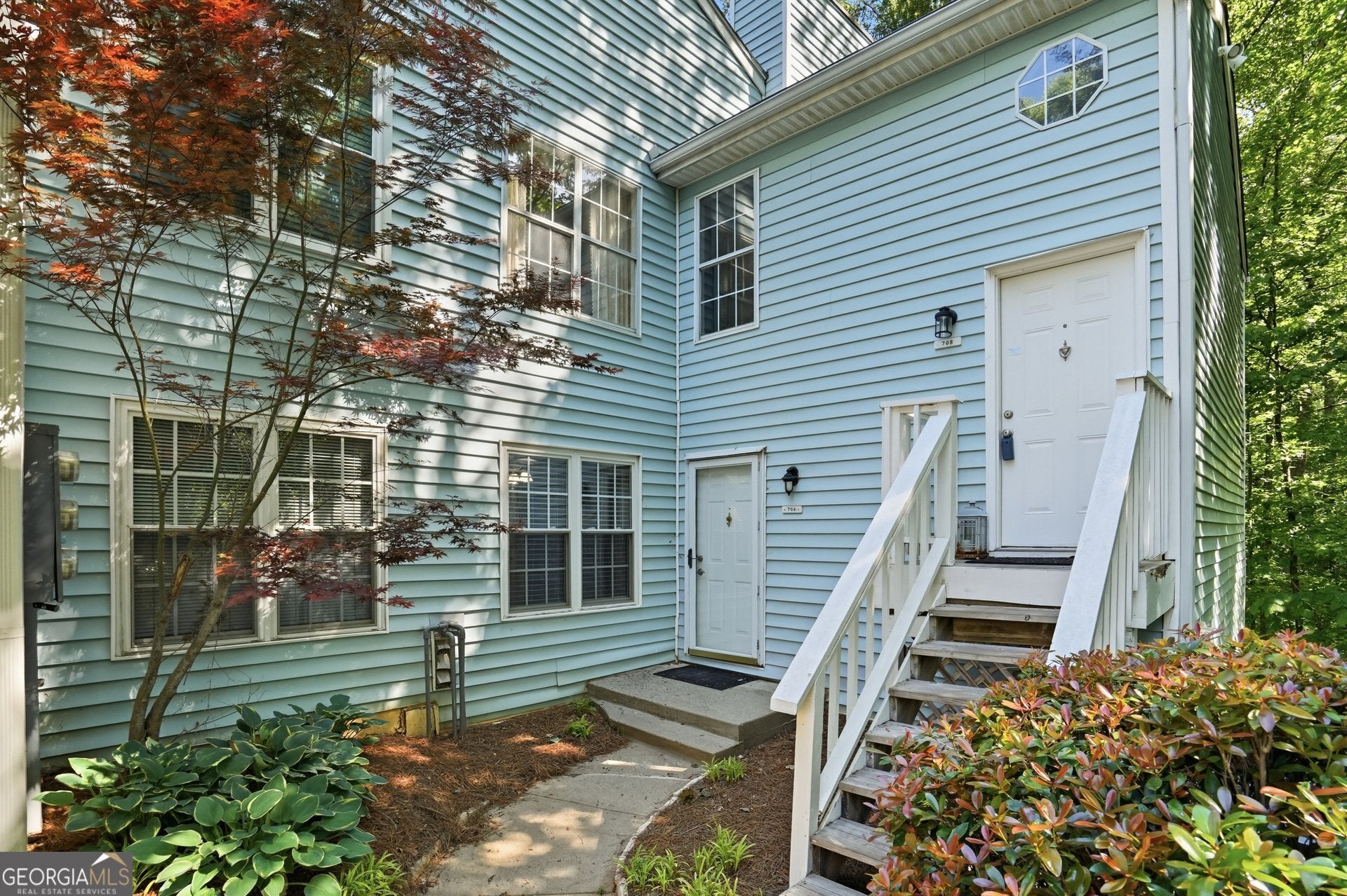 704 Glenleaf Dr — photo
