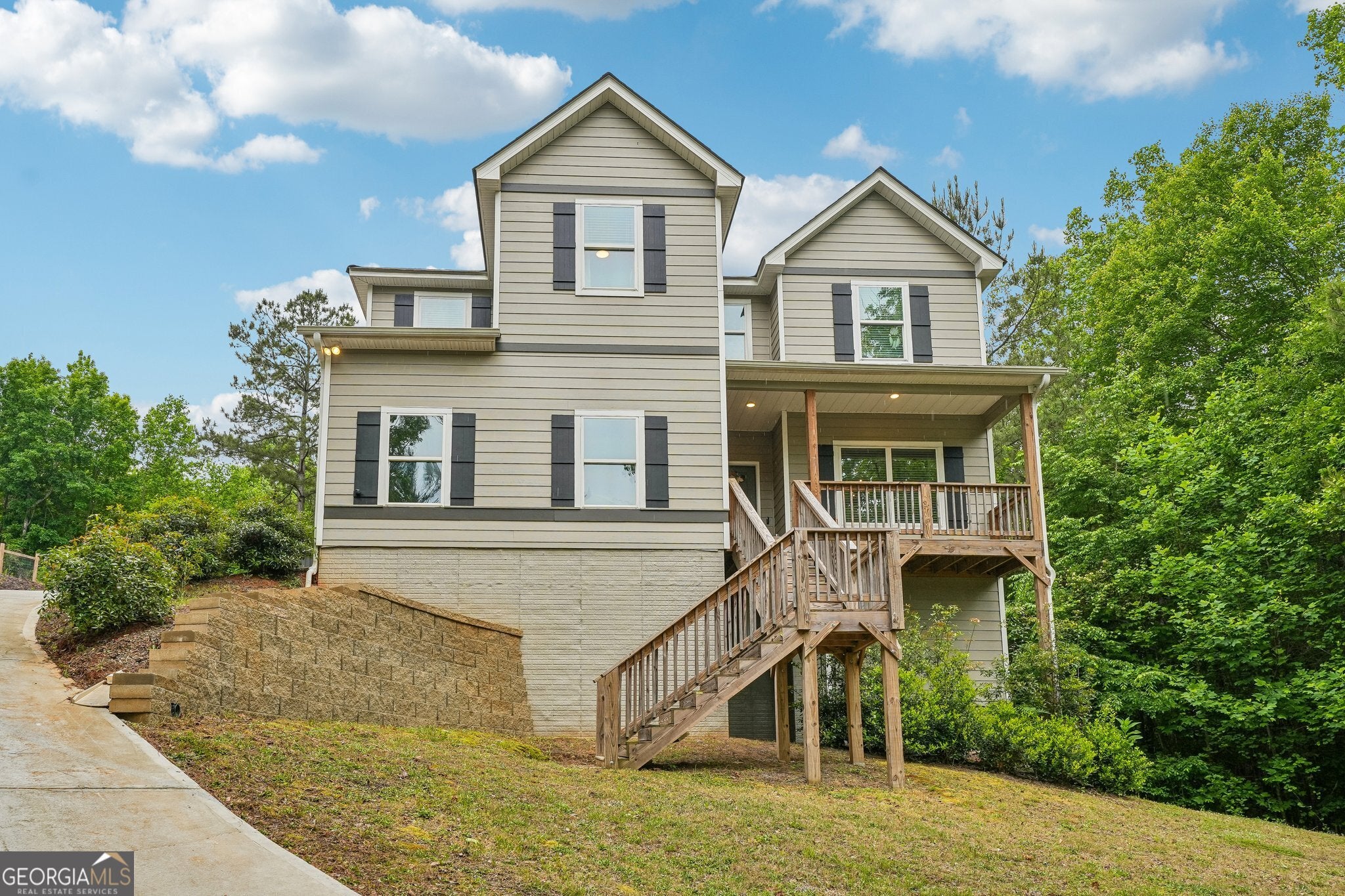 119 Landon Dr — photo