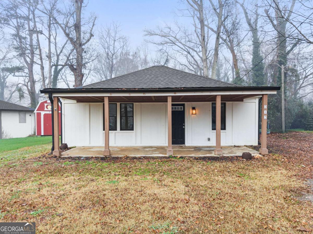 212 Walker Dr — photo