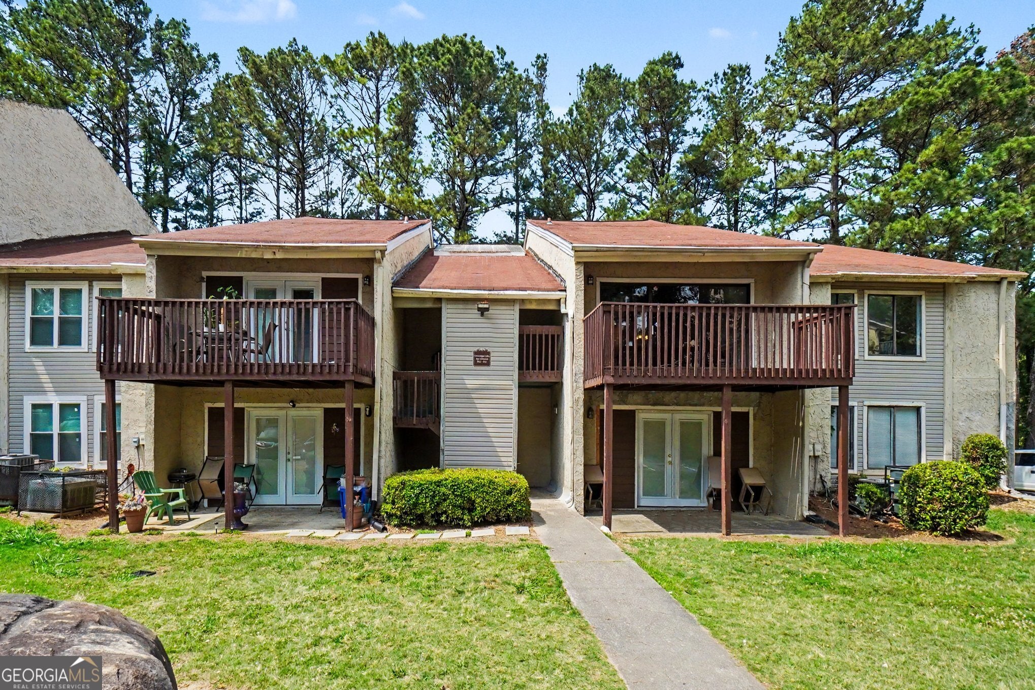 3575 Oakvale Rd 907 — photo