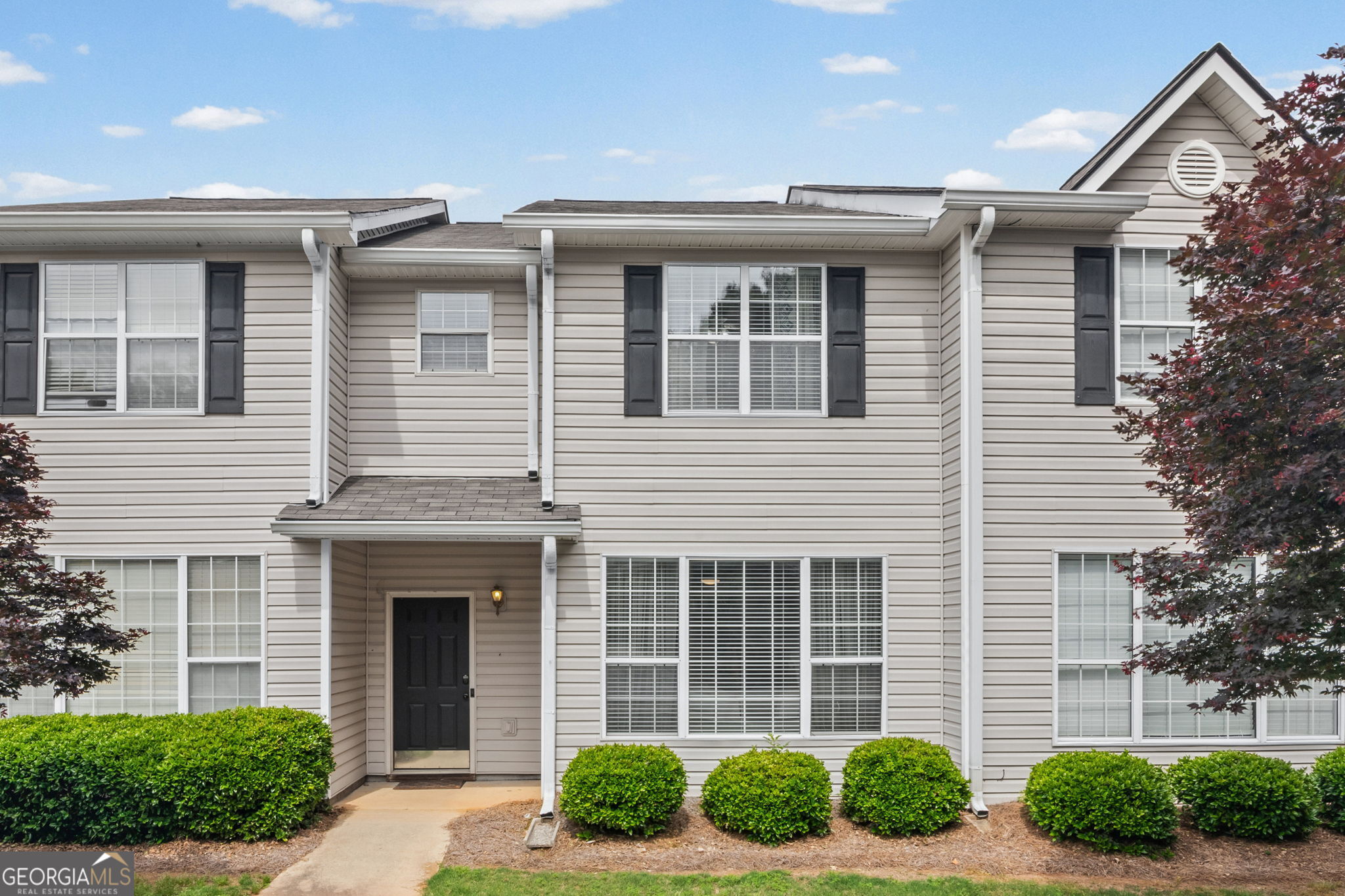 410 Rosewood Ln — photo