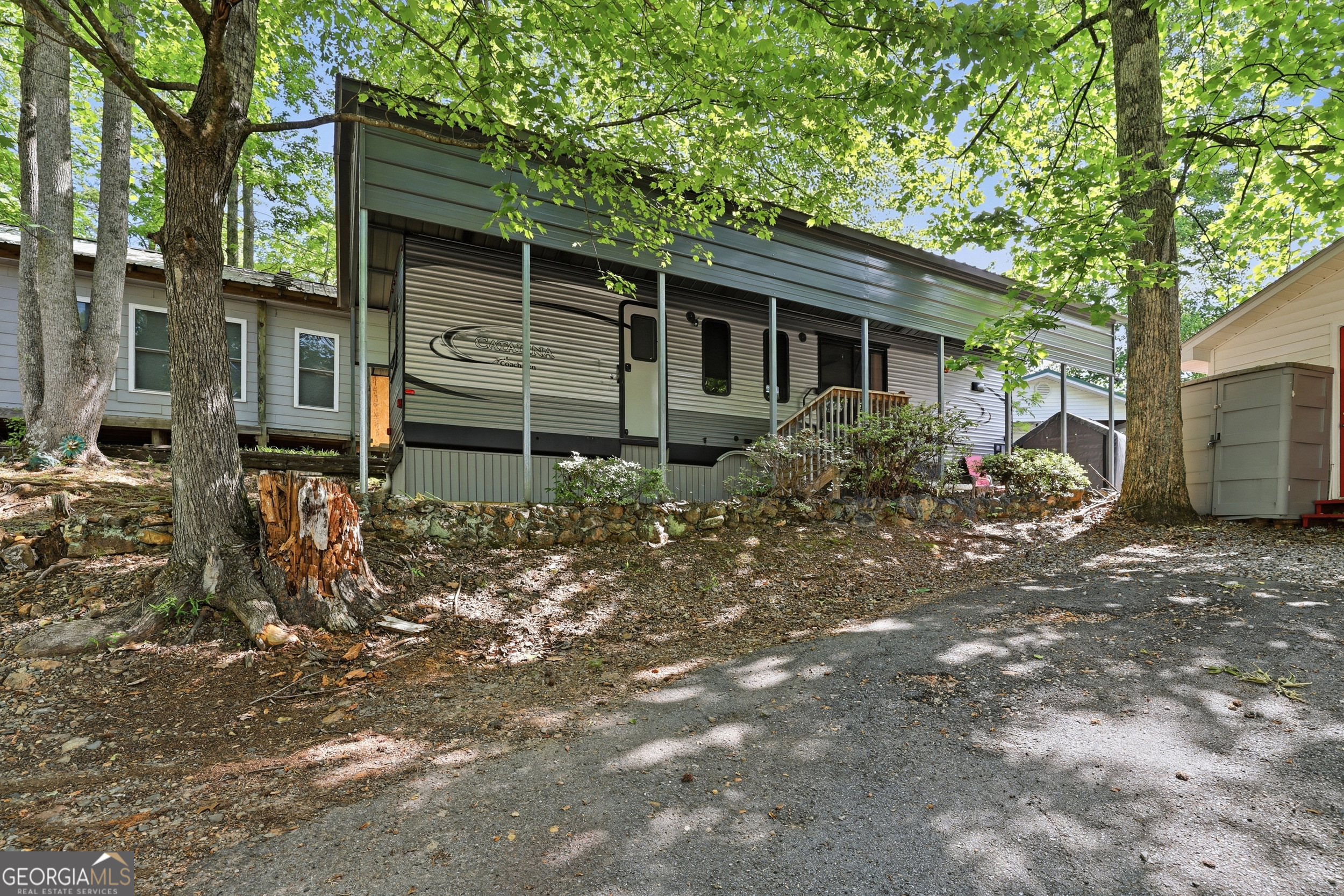 1052 Mountain Shadows Dr — photo