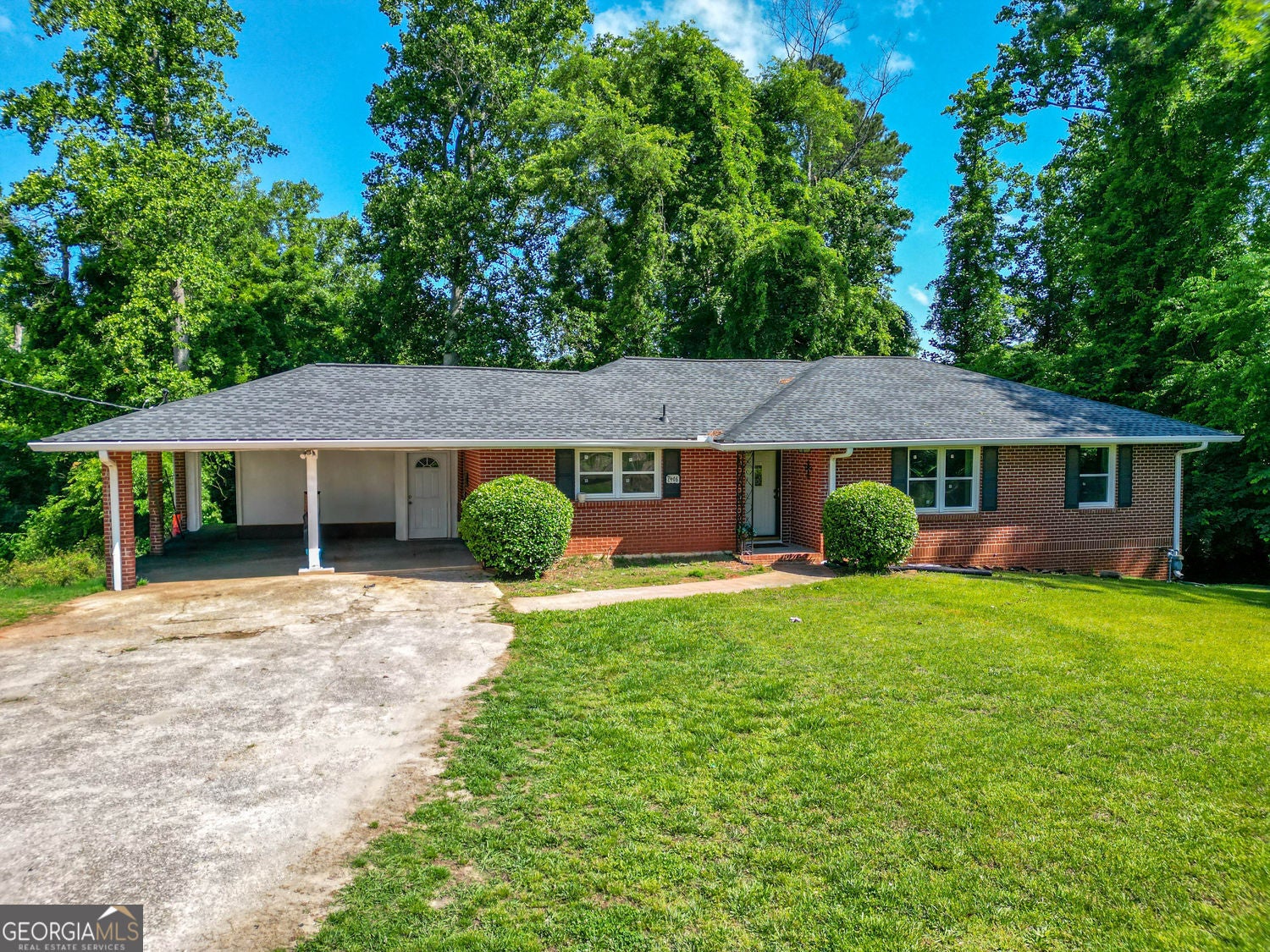 Home in Austell, GA 30168 — photo 2