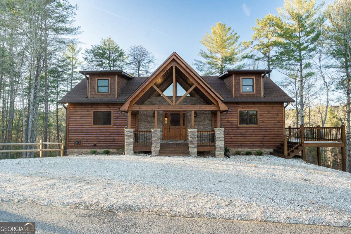 612 Kensington Dr — photo