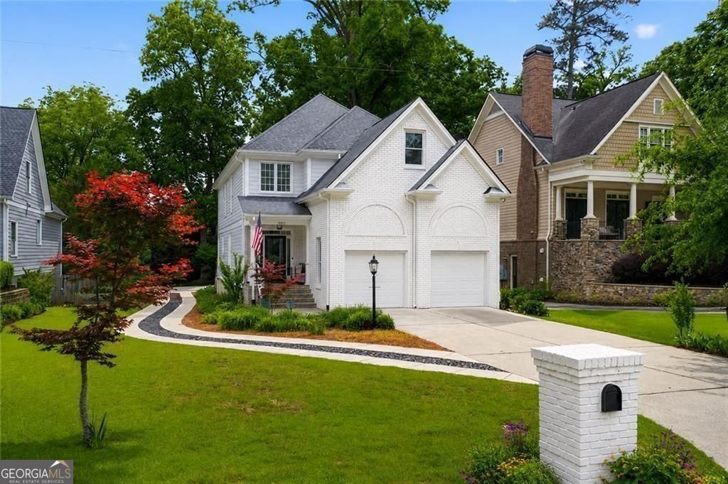 2607 Camille Dr NE — photo