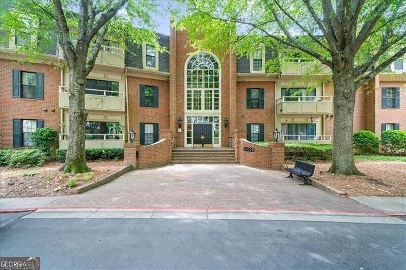 25104 Plantation Dr NE — photo