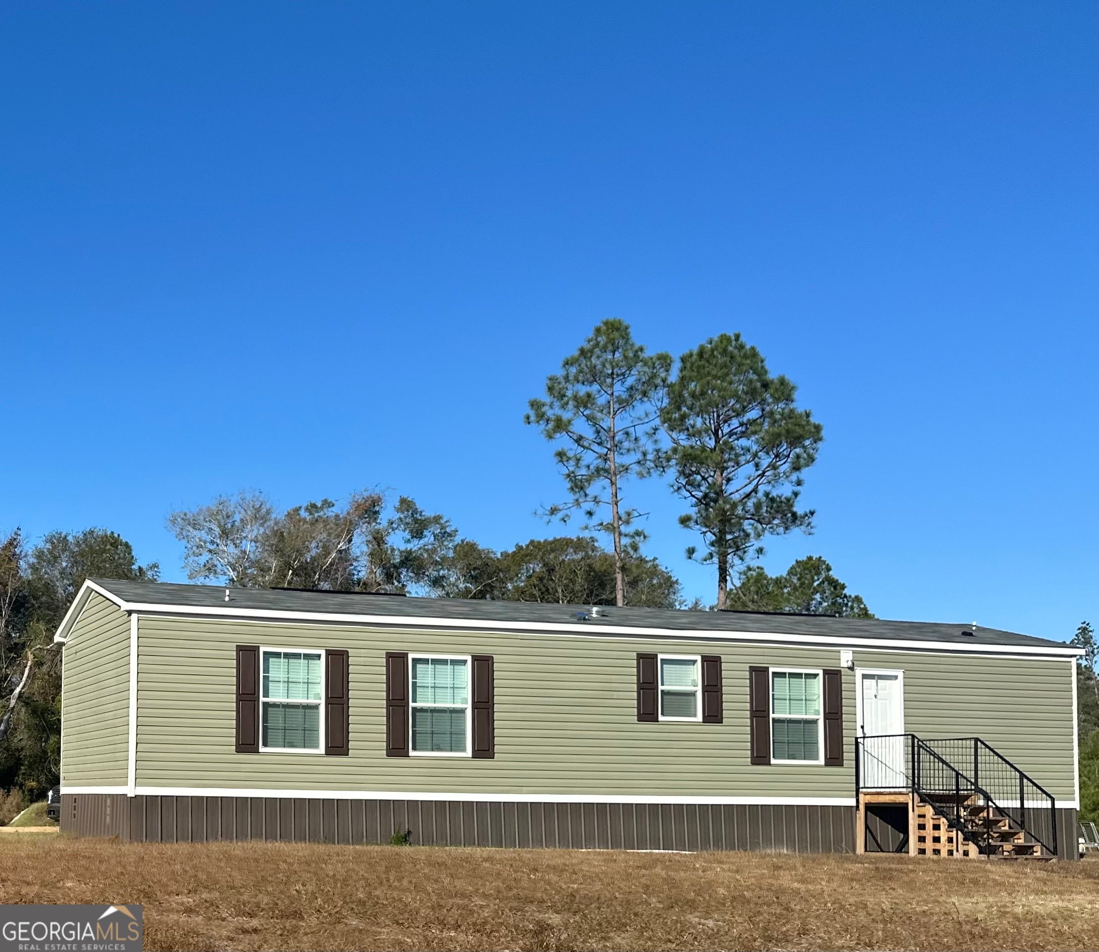 82 Ashley Ln — photo