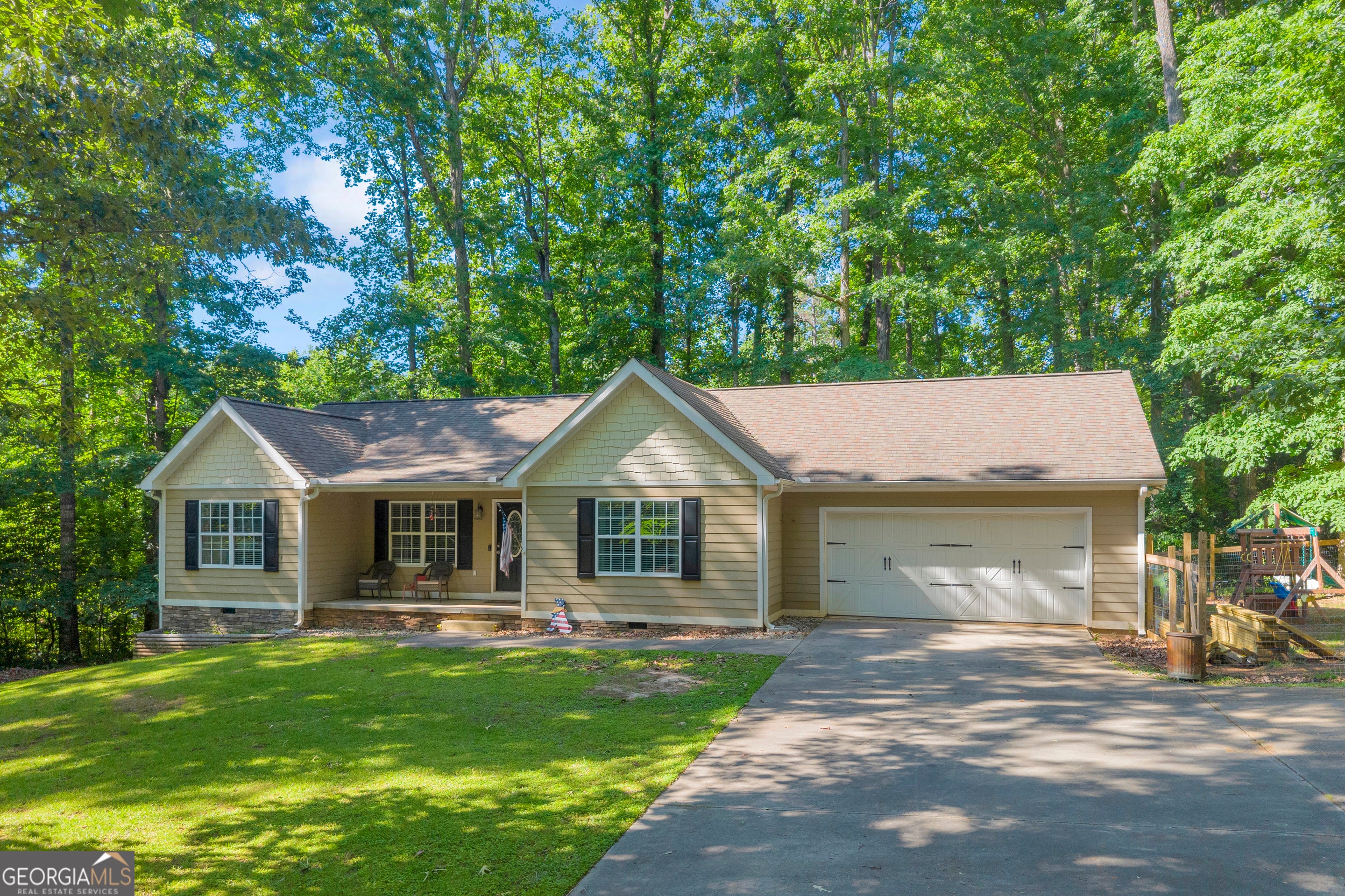 211 Normandy Trl — photo