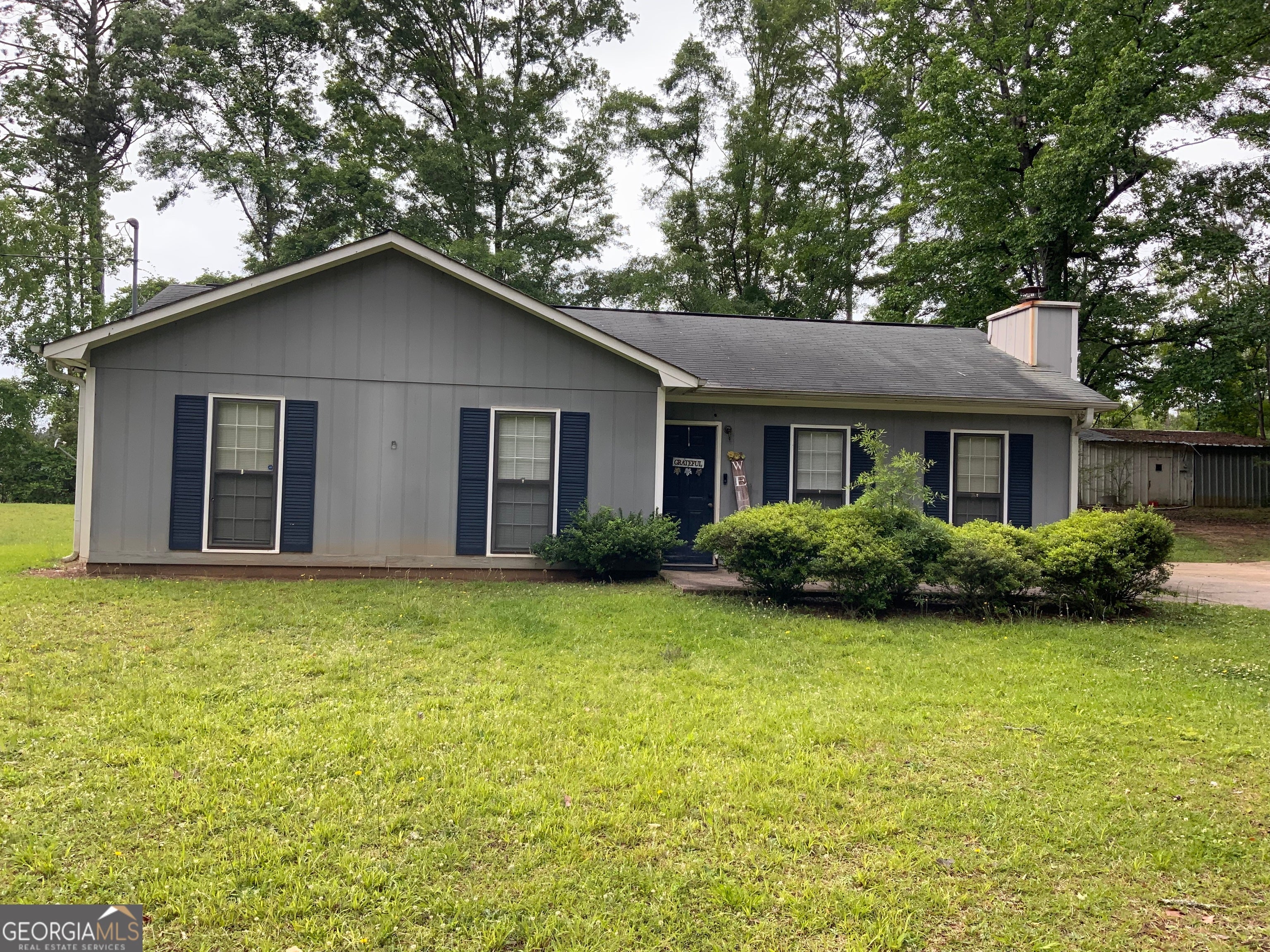 1408 New Huchinson Mill Rd — photo