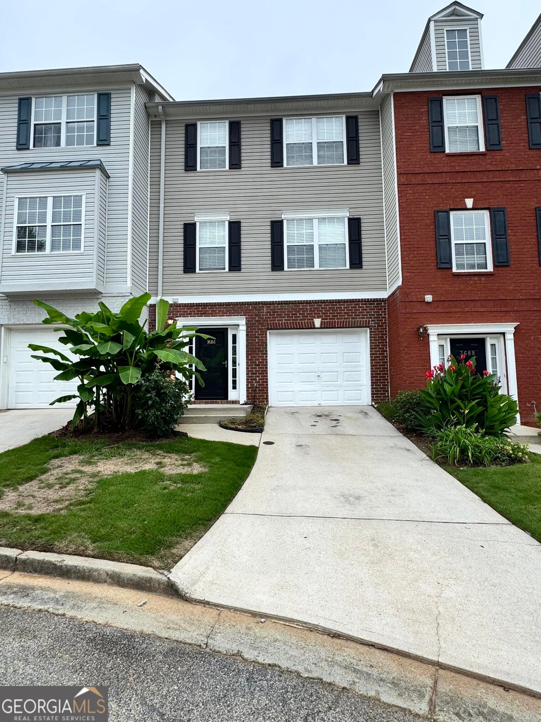 3686 Lantern Walk Ln — photo