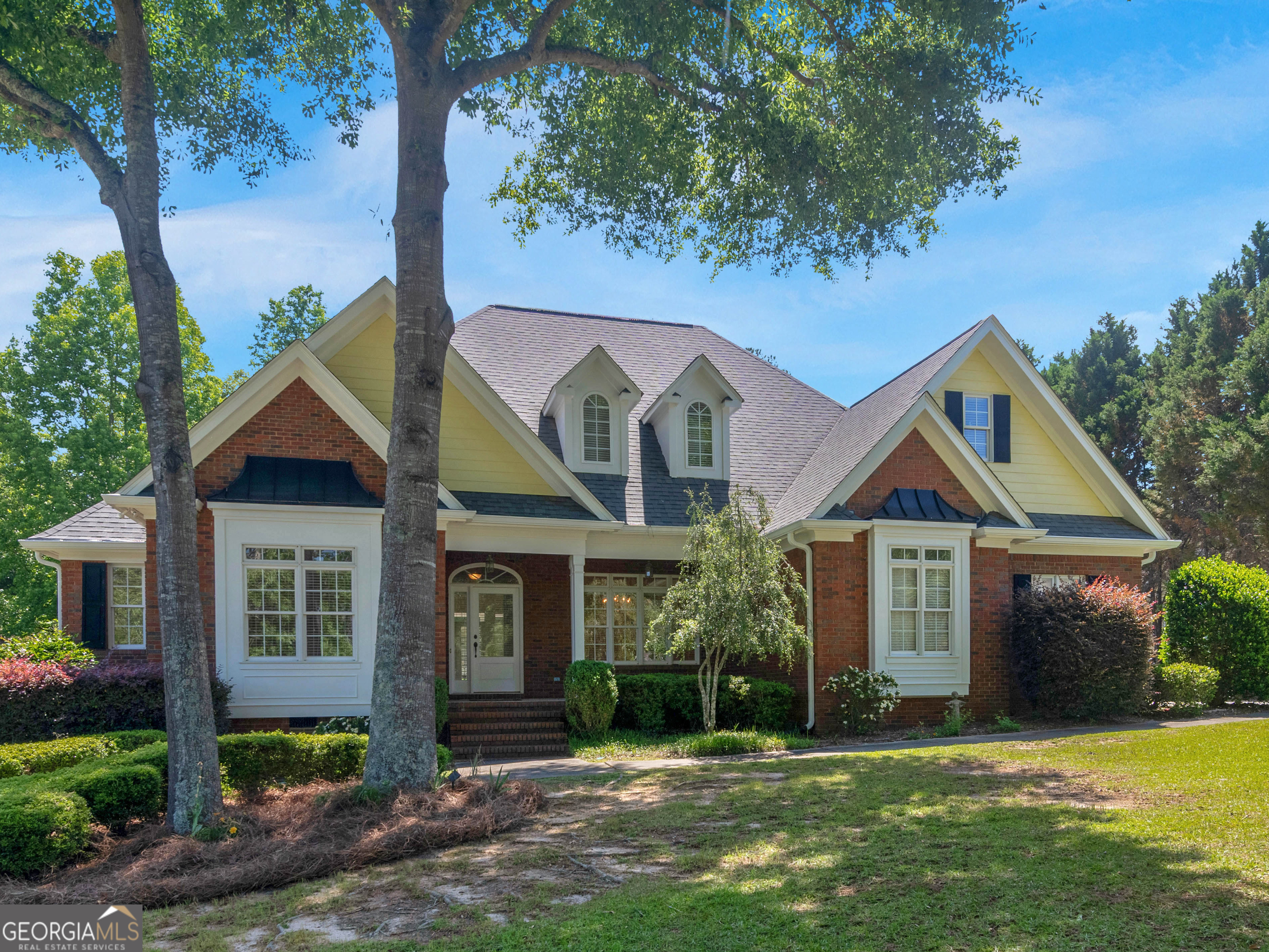 214 Cheshire Dr — photo