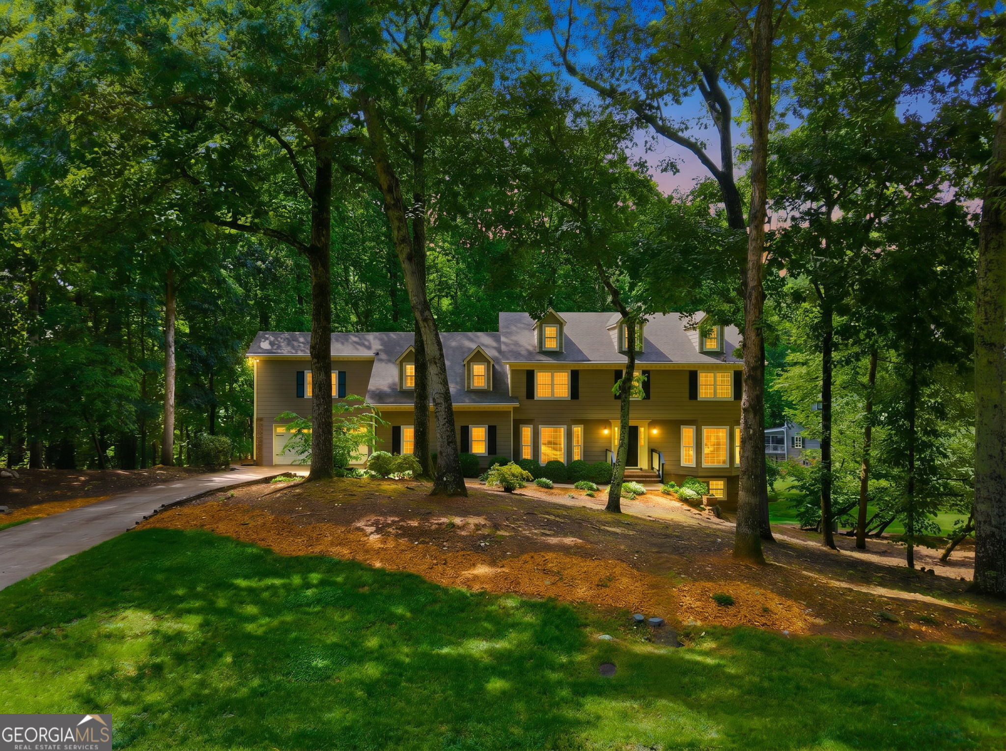 255 Waverly Hall Dr — photo