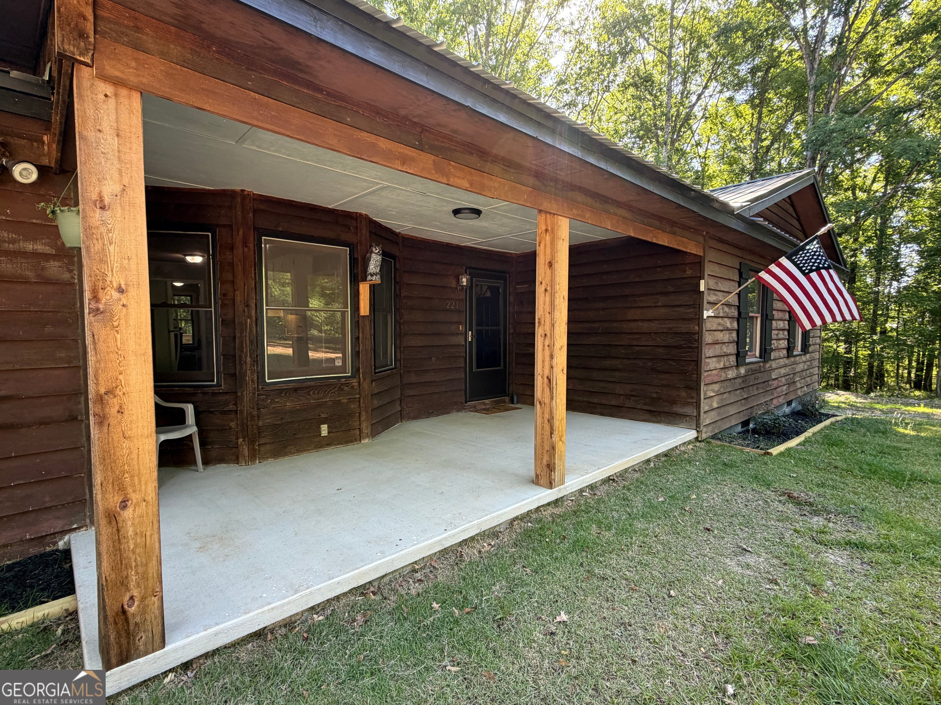 221 Oak Valley Dr — photo