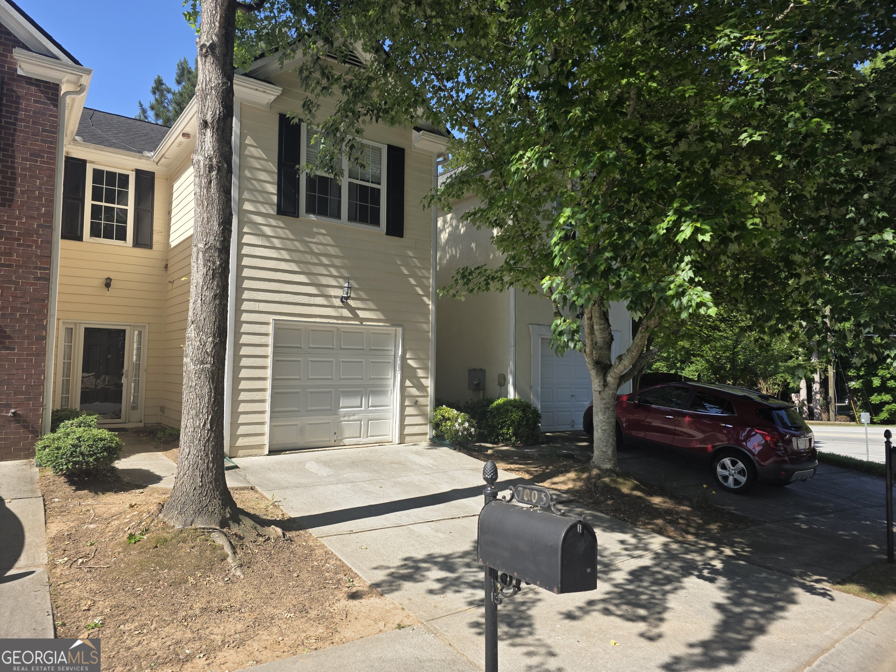 7005 Biltmore Trce — photo