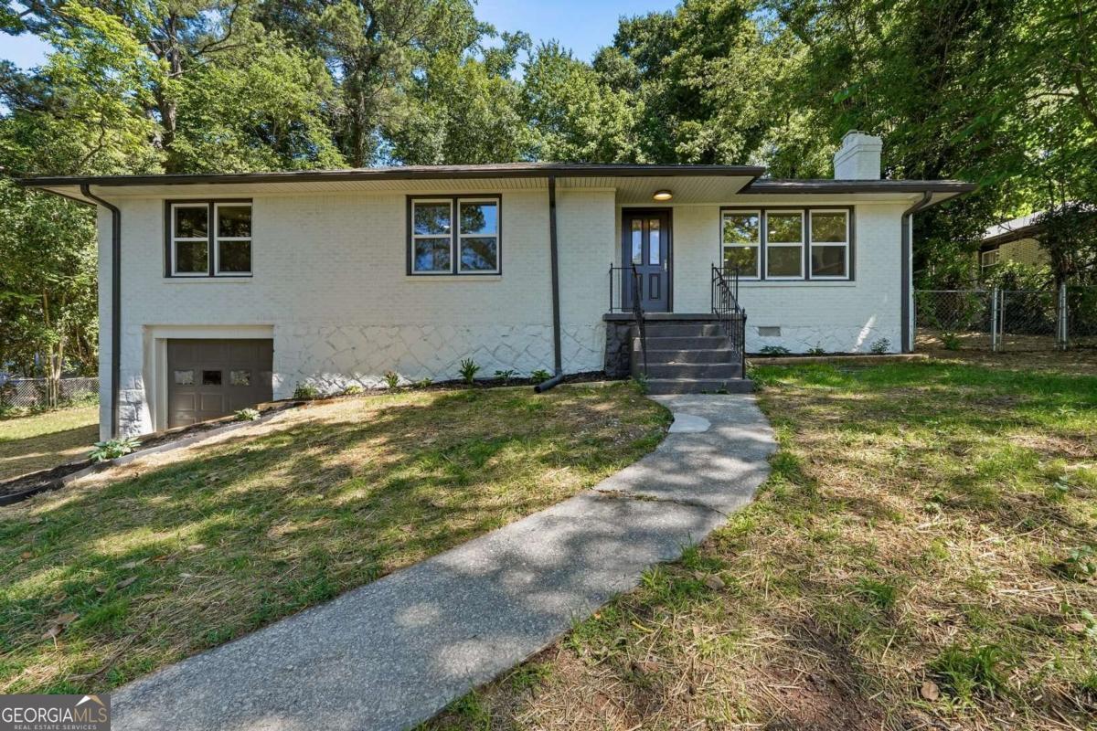 3100 N Druid Hills Rd — photo